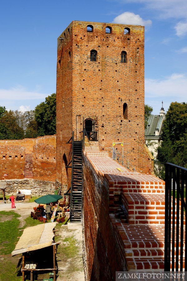 Wieża bramna w Czersku