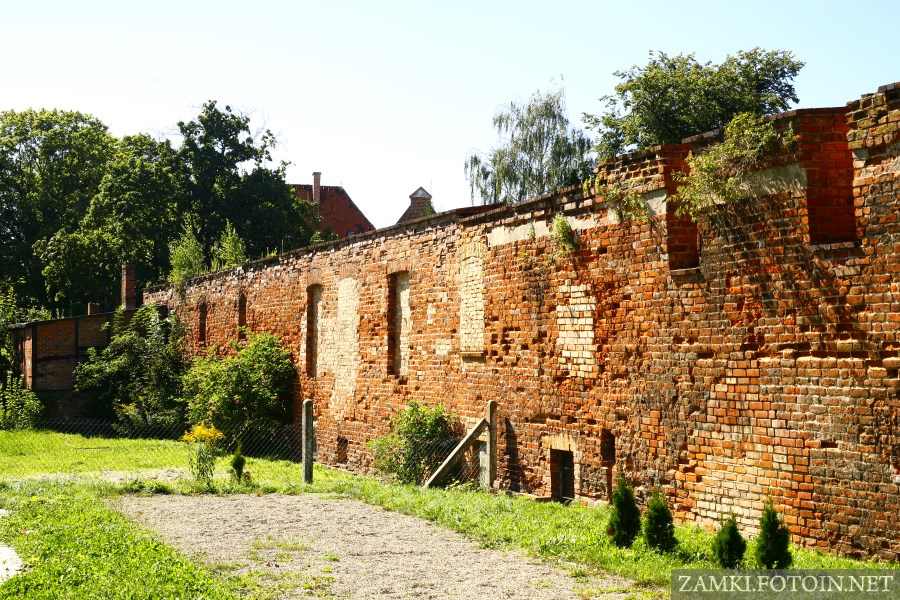 Mury zamku w Elblągu